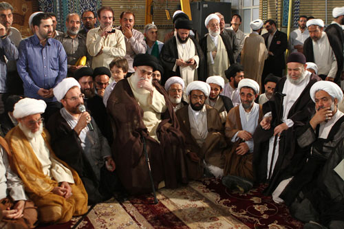 بازدید آیت الله العظمی روحانی از ضریح جدید امام حسین(ع)